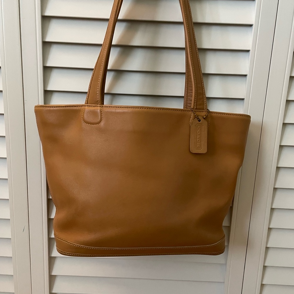 Coach Camel Bleecker Basket